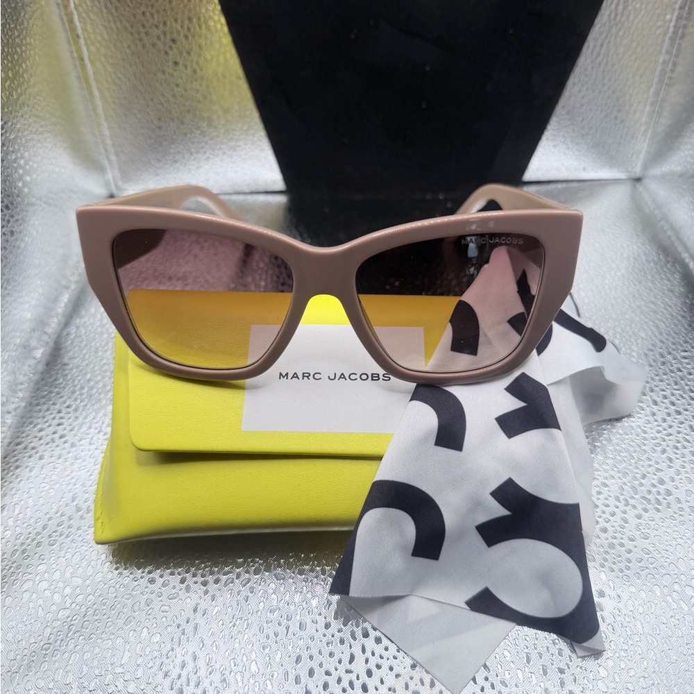 Marc Jacobs Dusty Rose Cat-Eye Sunglasses